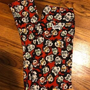 OS Lularoe Dracula Halloween Leggings NWOT